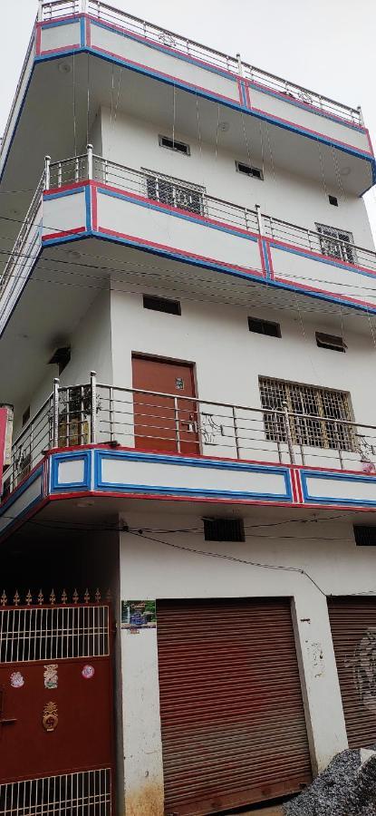 Garuda Guest House Varanasi Exterior foto