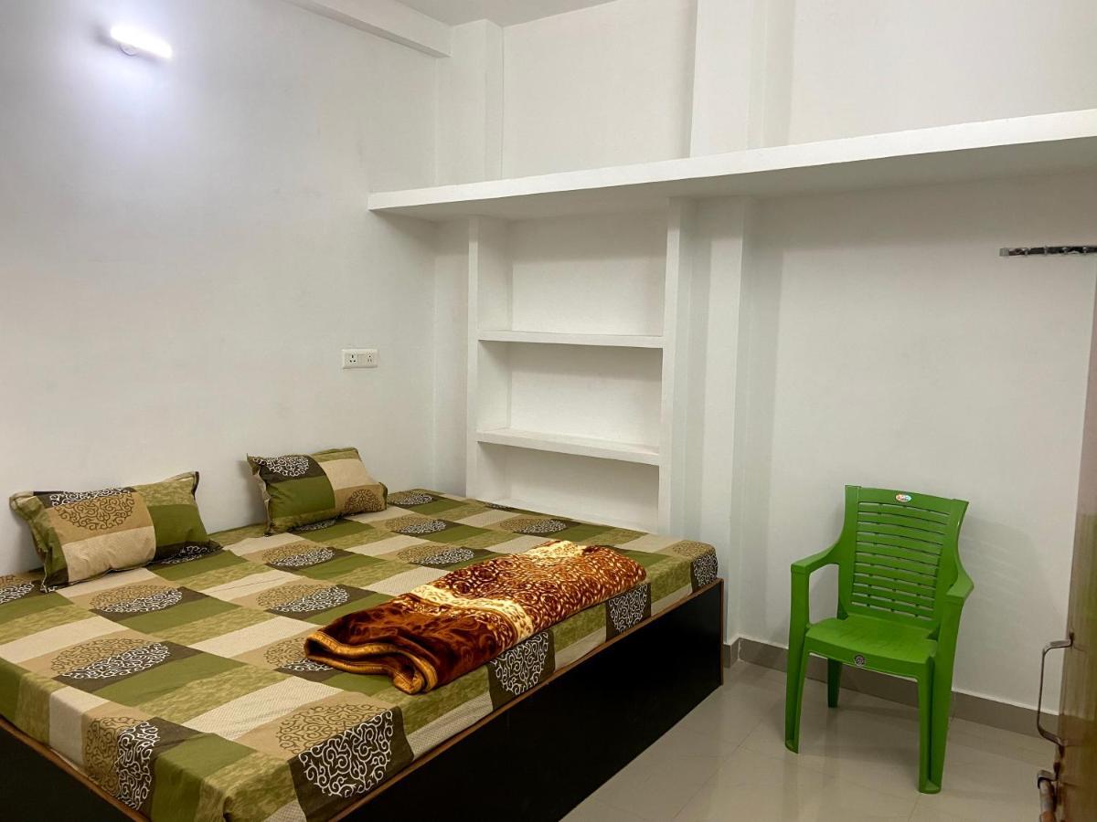 Garuda Guest House Varanasi Exterior foto